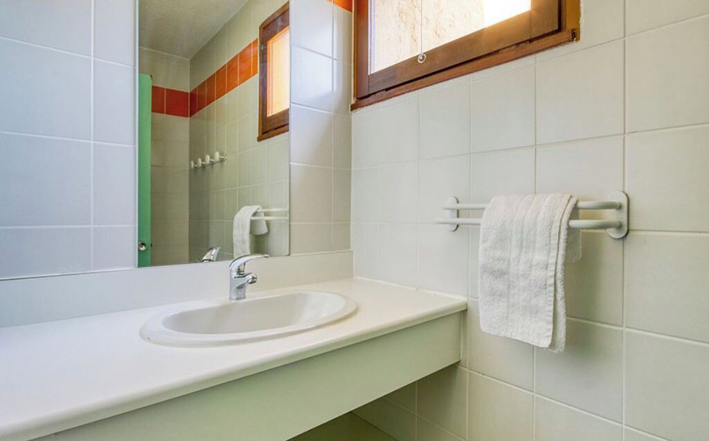 Photo of Bathroom in Miremont