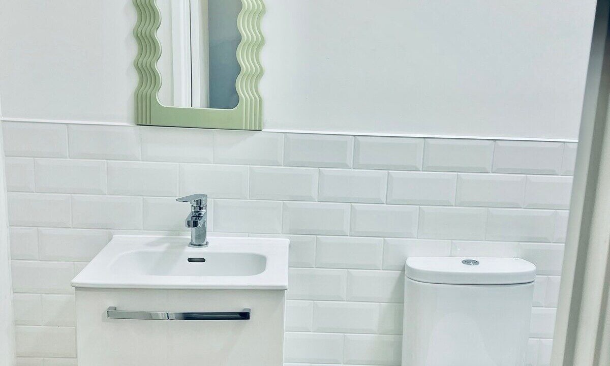 Photo of Bathroom in Wainscot