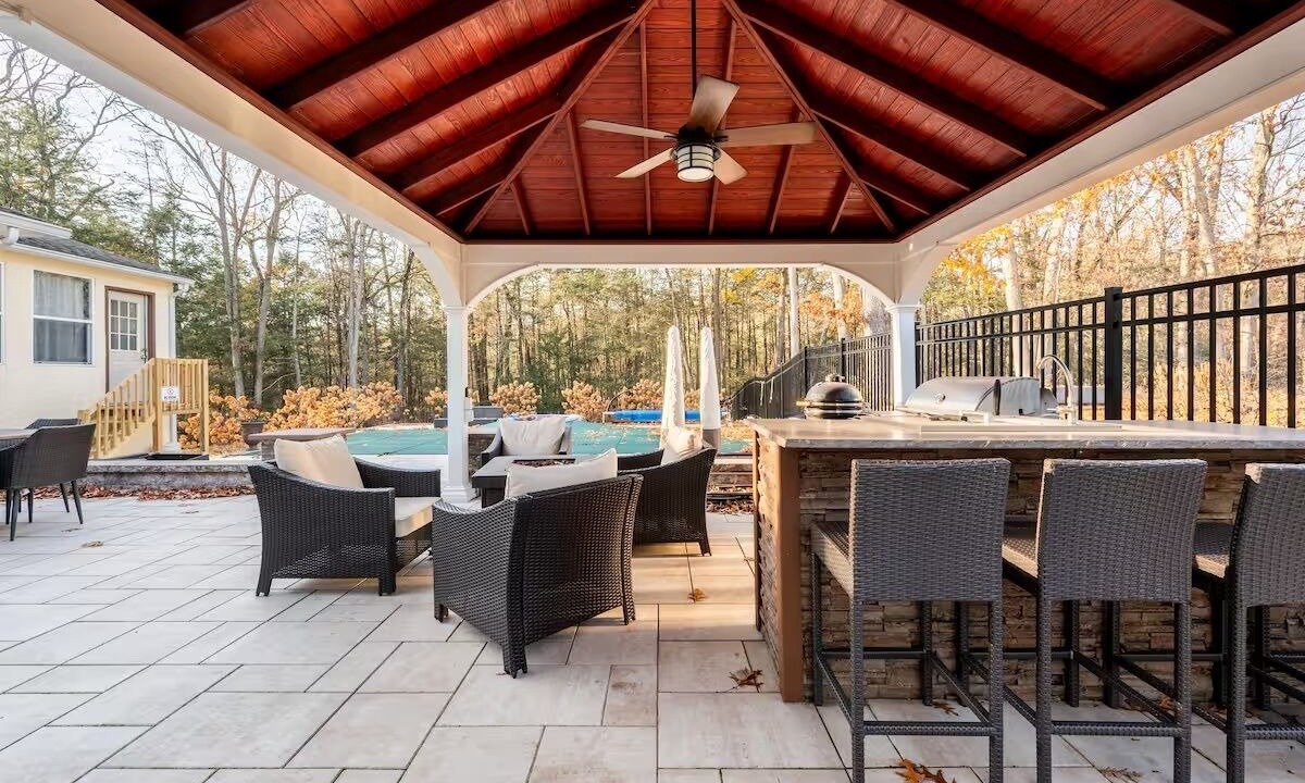 Photo of Outdoor in Kingston