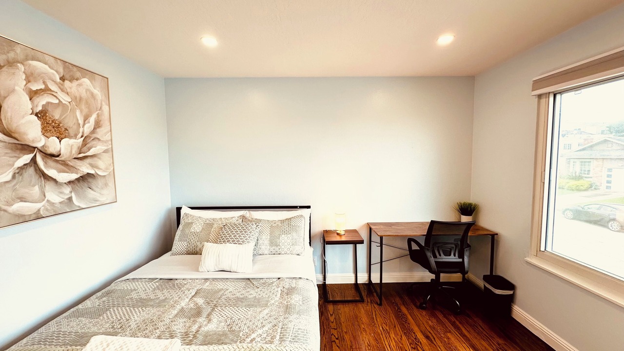 Photo of Bedroom in Pacifica