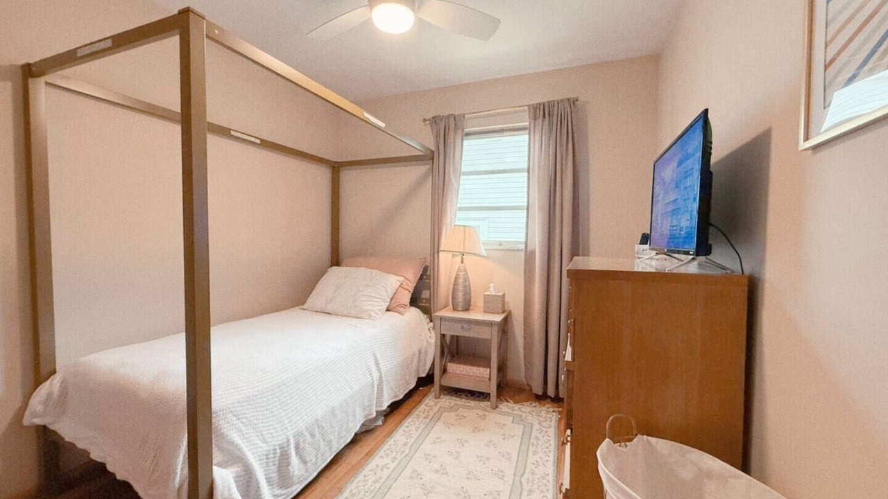 Photo of Bedroom in Willowick