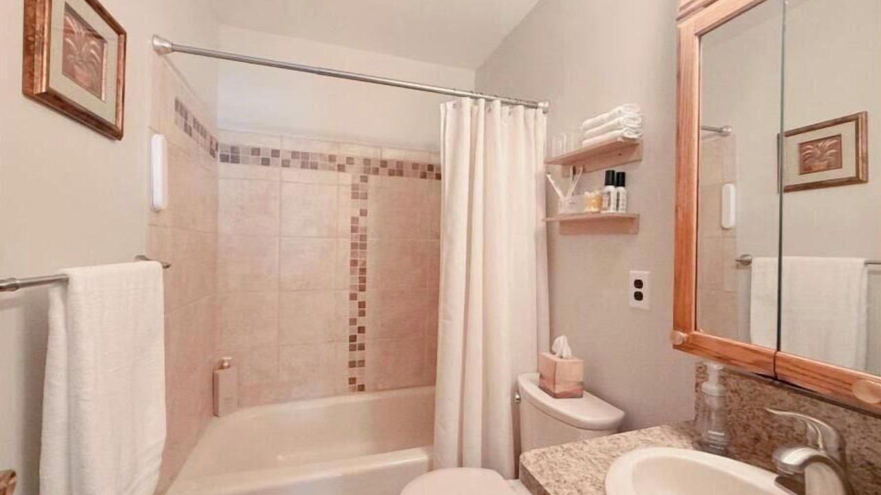 Photo of Bathroom in Willowick