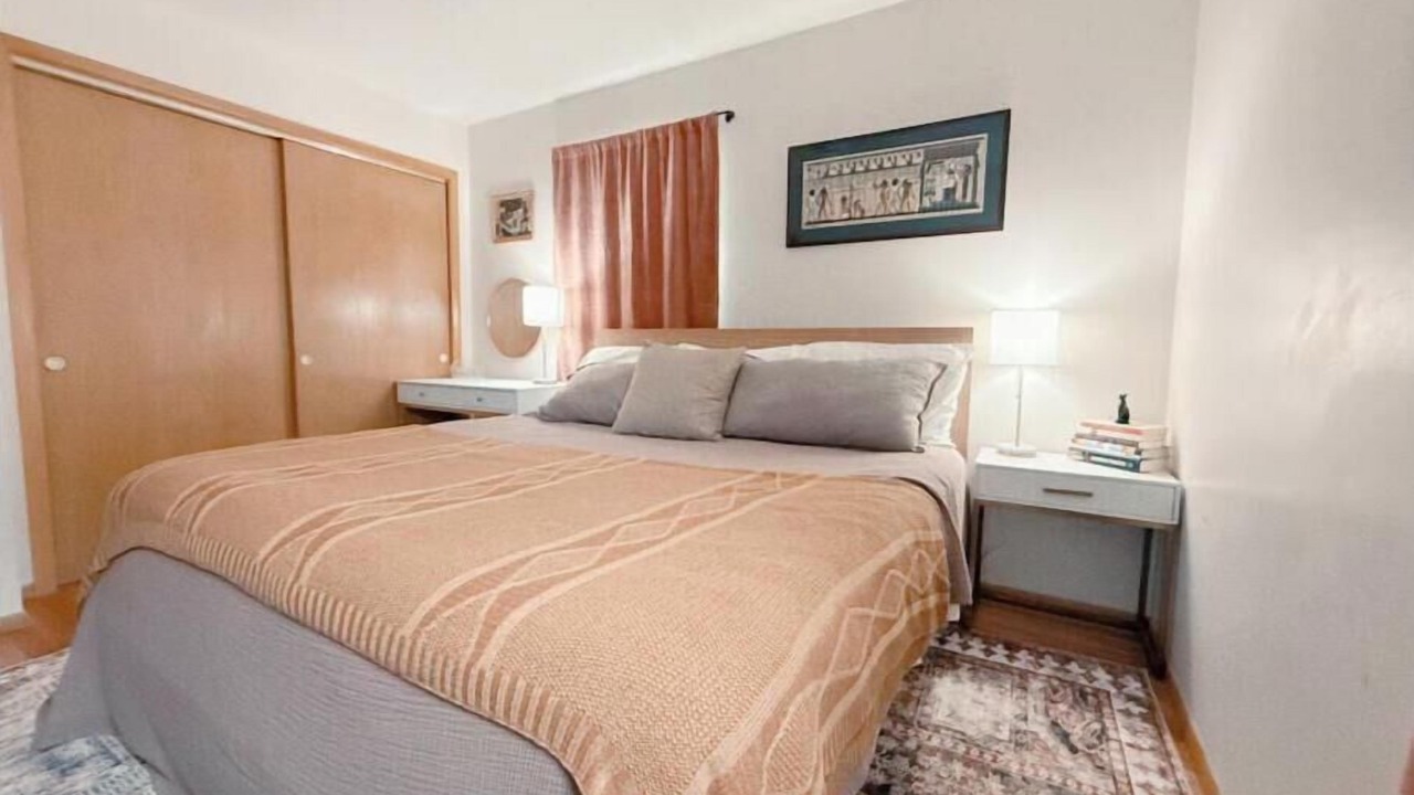 Photo of Bedroom in Willowick