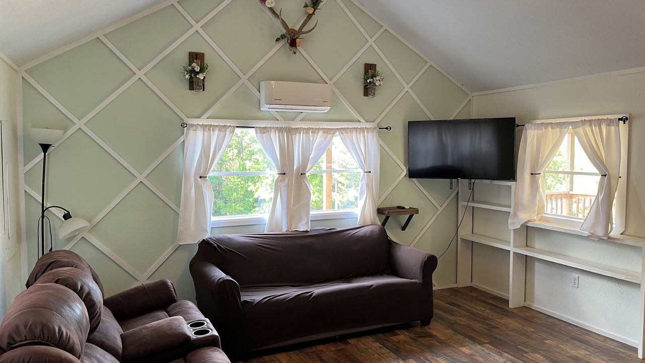 Photo of Livingroom in Gilmer
