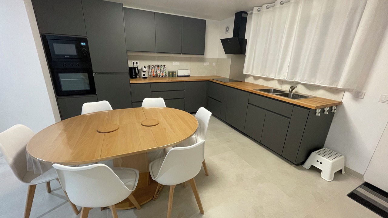 Photo of Kitchen in Fleurieux-sur-l'Arbresle