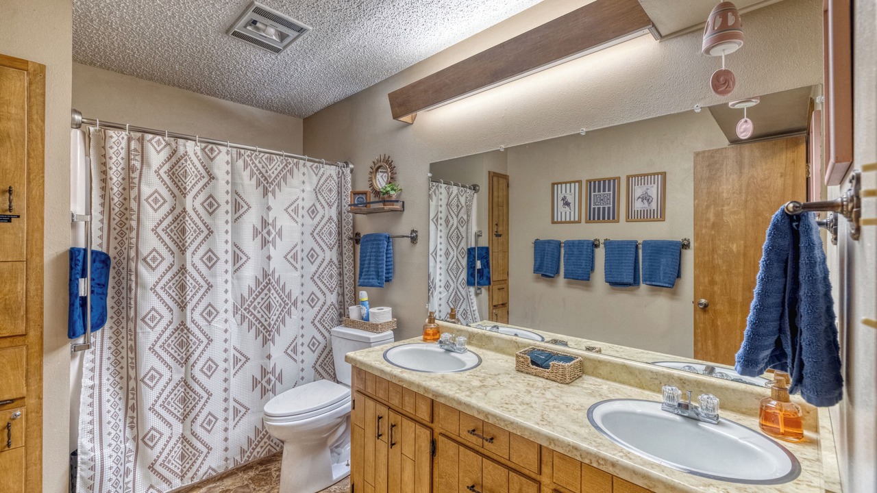 Photo of Bathroom in Barksdale