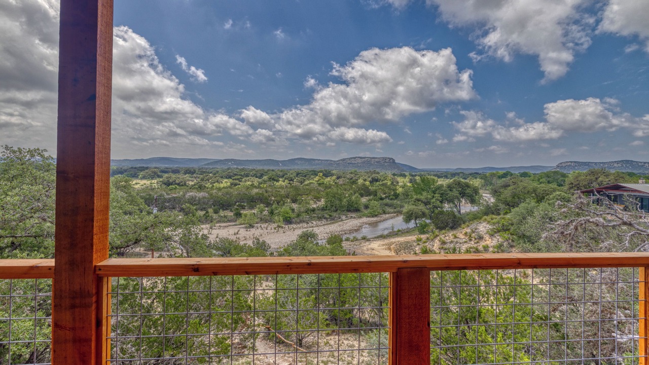 Photo of Outdoor in Barksdale