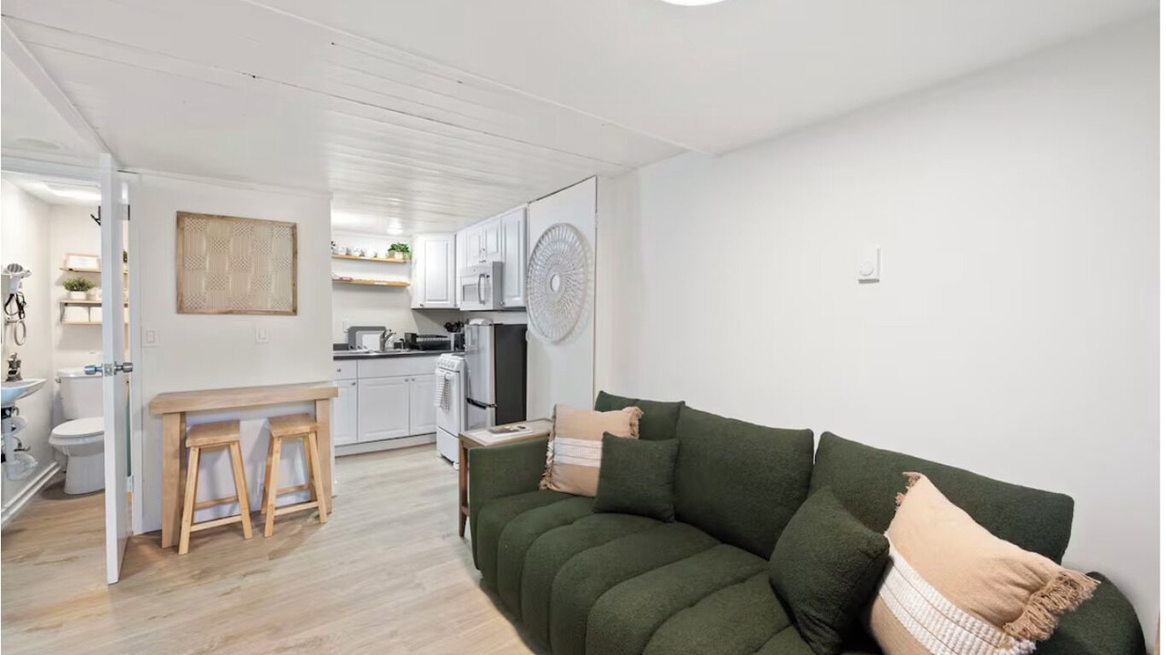 Photo of Livingroom in Juanita