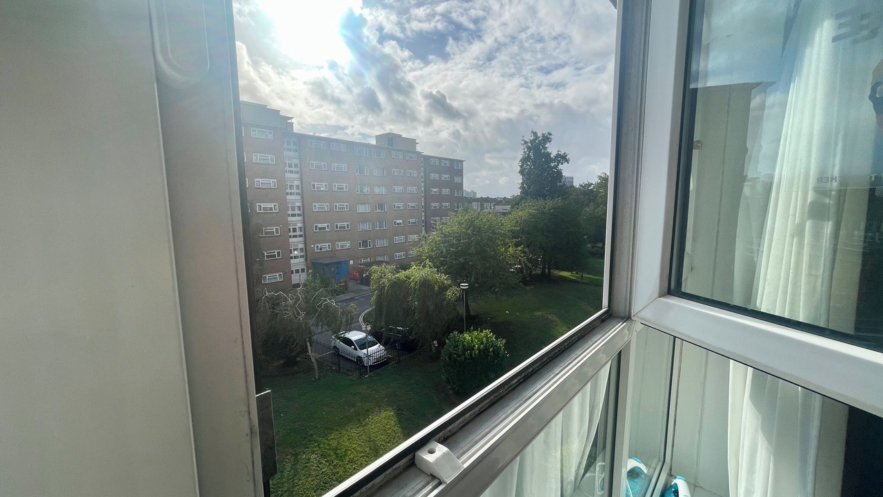 Photo of Others in Vauxhall