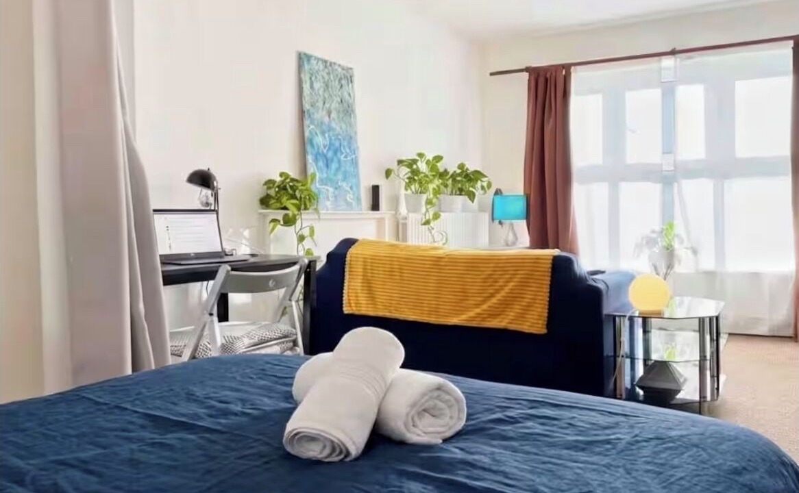 Photo of Others in Vauxhall