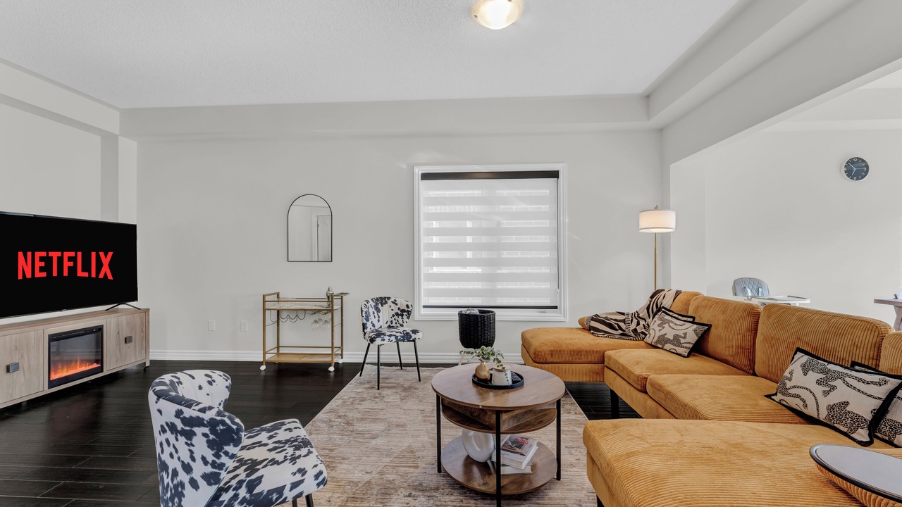 Photo of Livingroom in Thorold