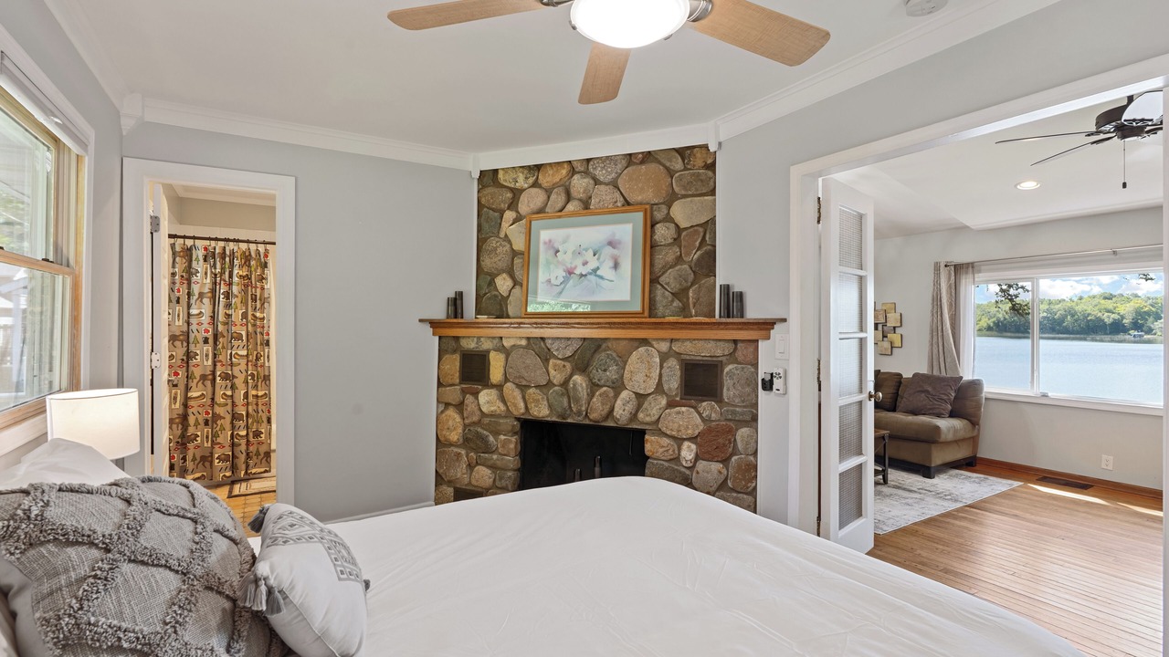 Photo of Bathroom in Garrison