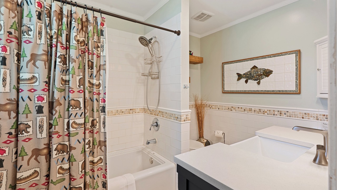 Photo of Bathroom in Garrison