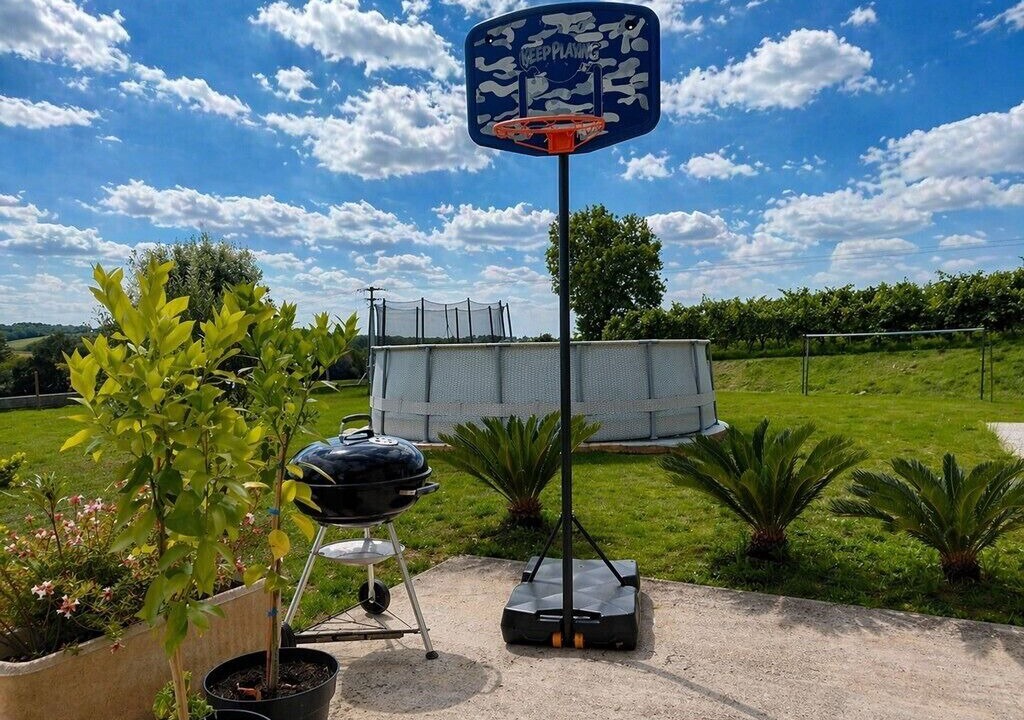 Photo of Outdoor in Saint-Jean-de-Duras