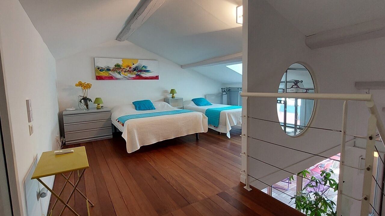 Photo of Bedroom in Cite