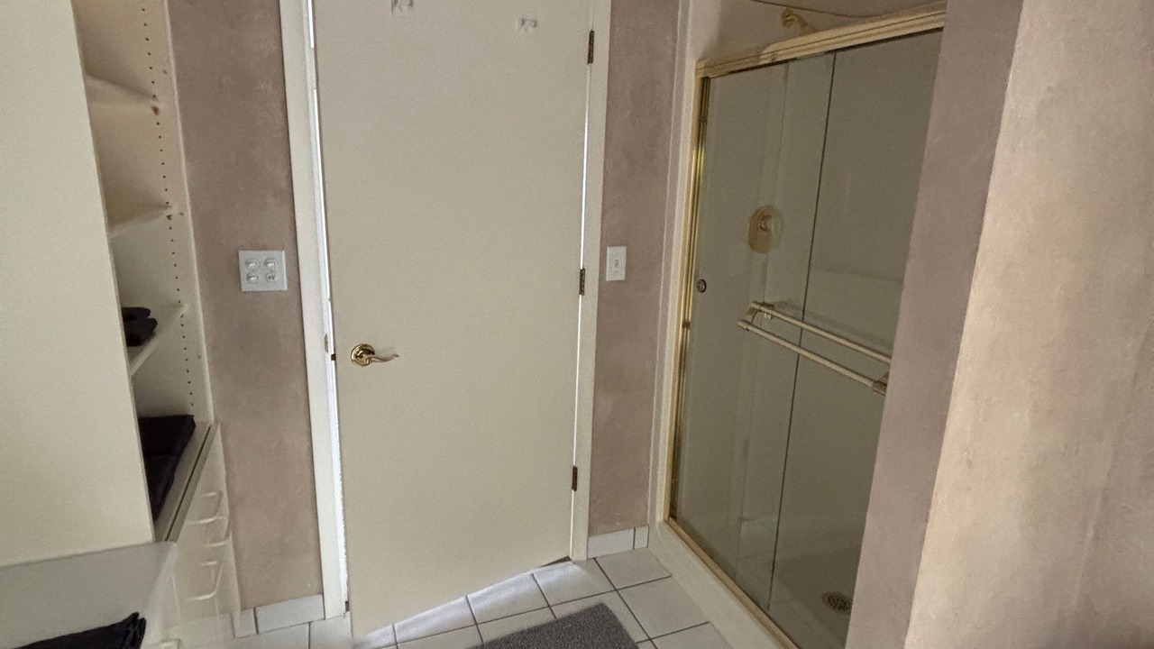 Photo of Bathroom in Luck