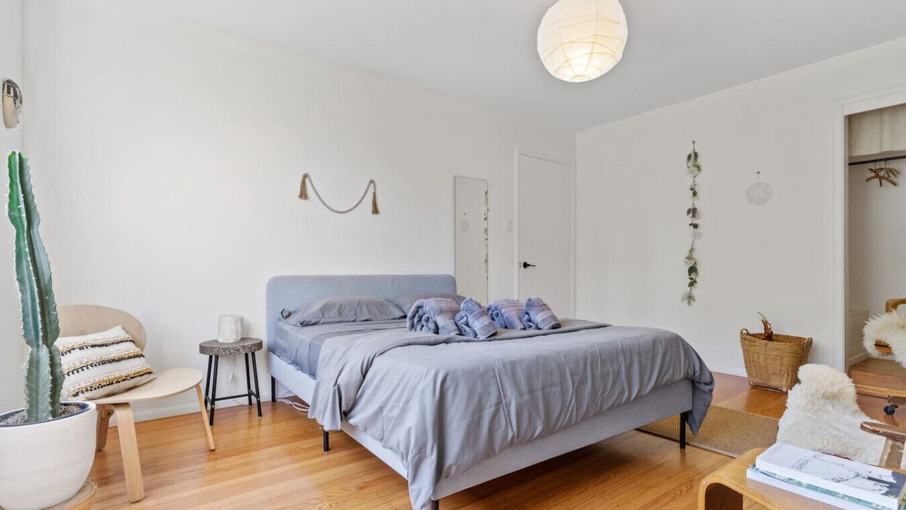 Photo of Bedroom in Excelsior