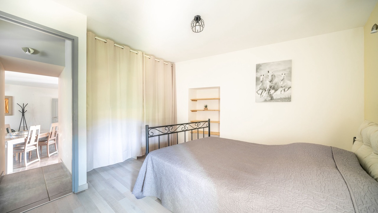 Photo of Bedroom in Pougnadoresse