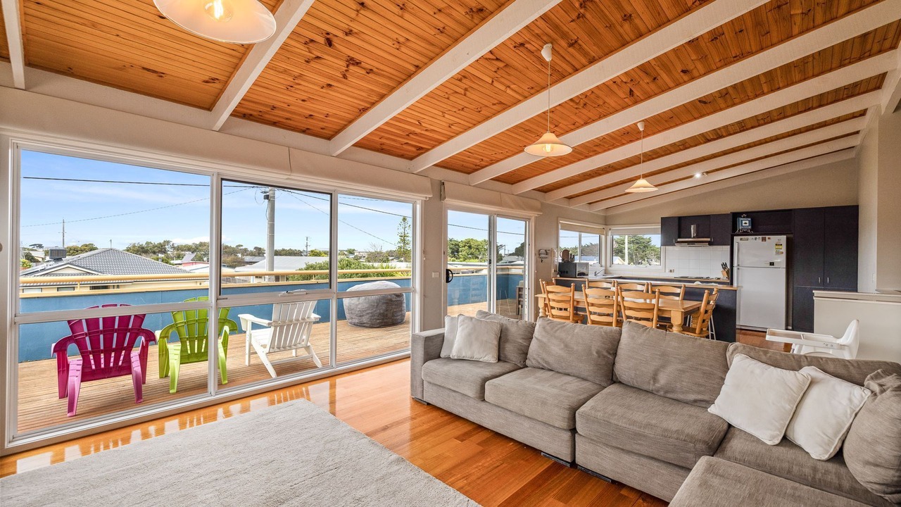 Photo of Livingroom in Sunderland Bay
