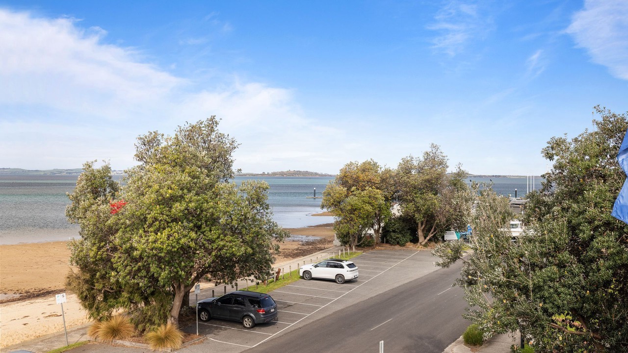 Photo of Others in Rhyll