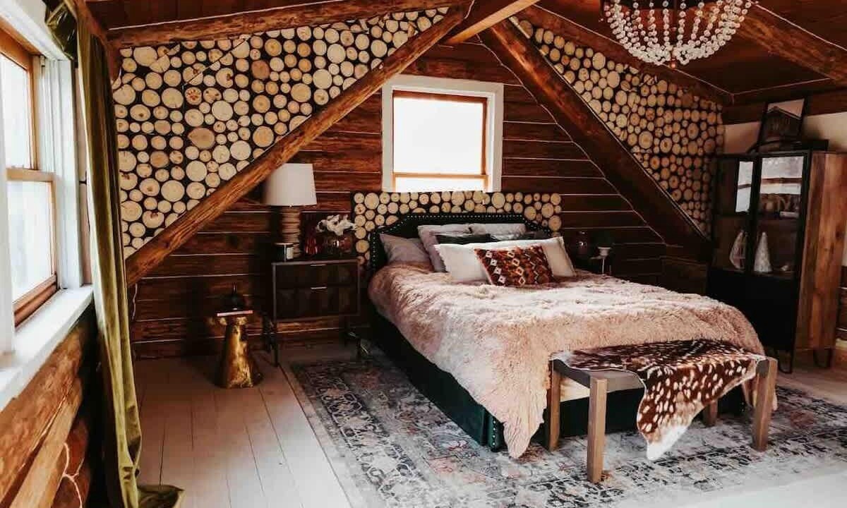 Photo of Bedroom in Lenox