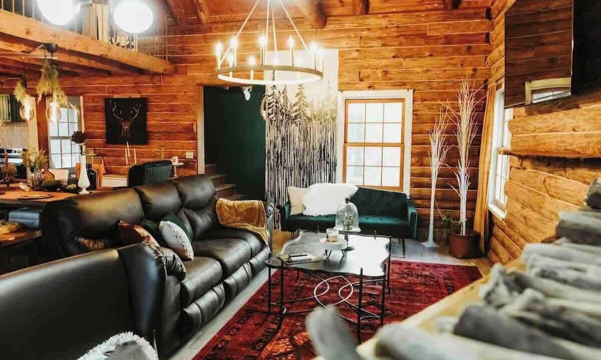 Photo of Livingroom in Lenox