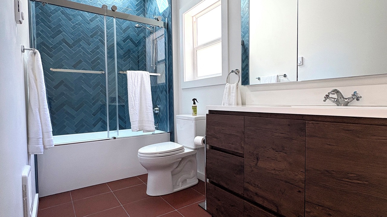 Photo of Bathroom in River West