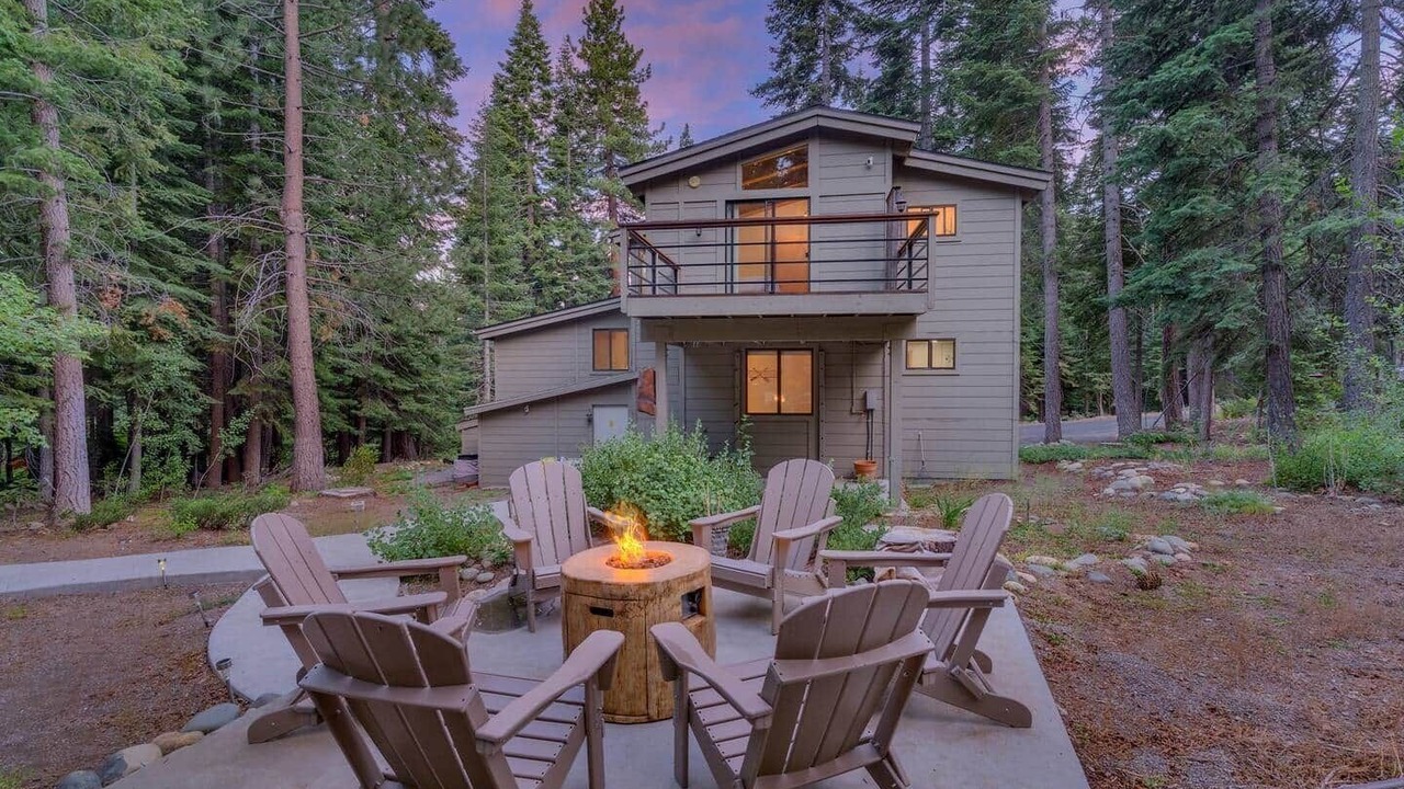 Photo of Patio Balcony in Carnelian Bay
