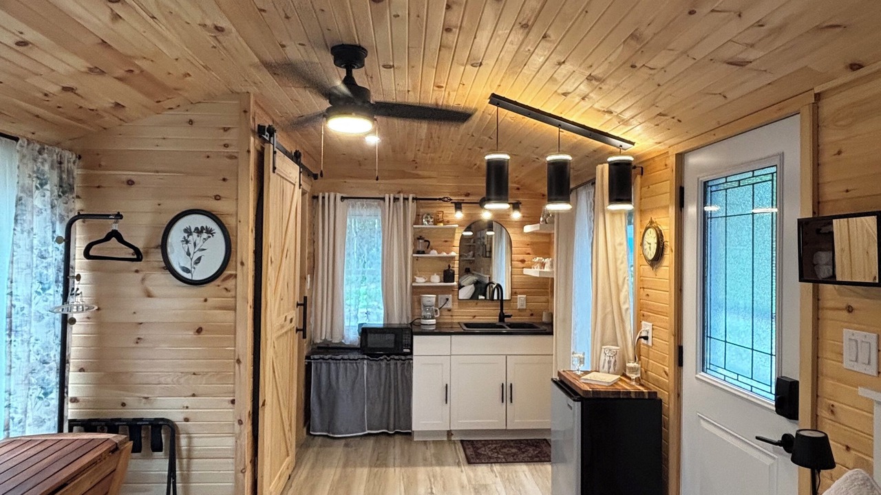 Photo of Bedroom in Algoma District