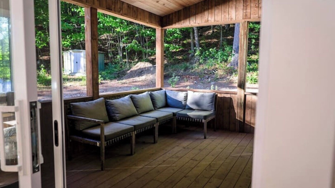 Photo of Livingroom in Low