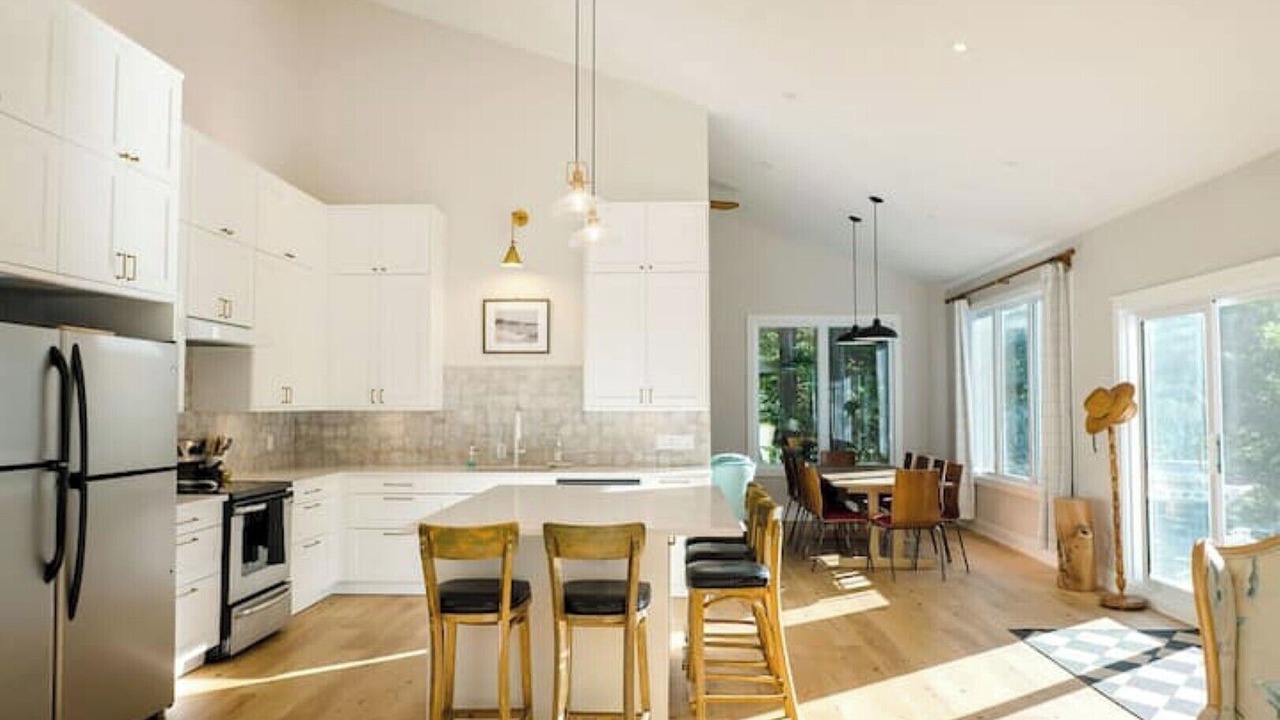 Photo of Kitchen in Low