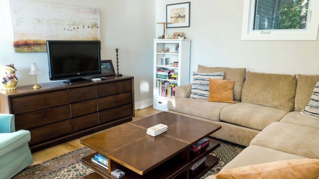 Photo of Livingroom in Low