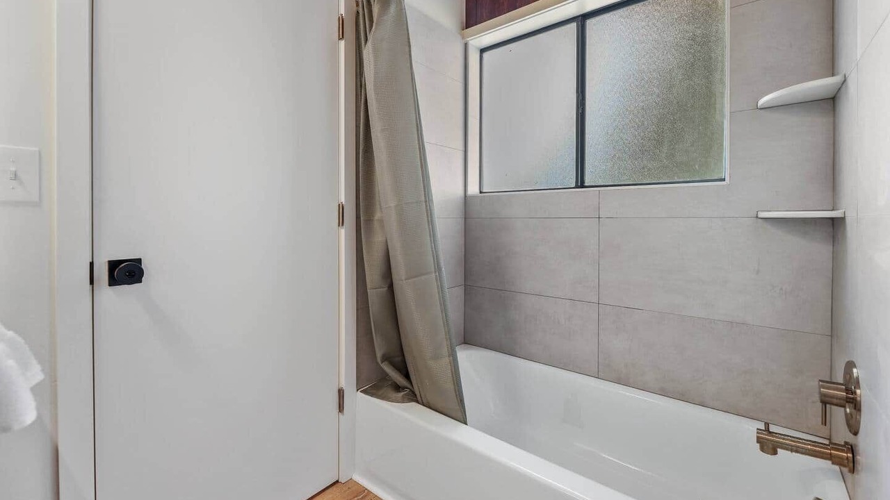 Photo of Bathroom in Silver Summit