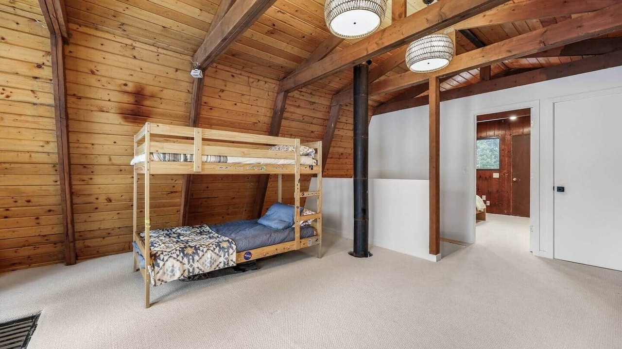 Photo of Bedroom in Silver Summit