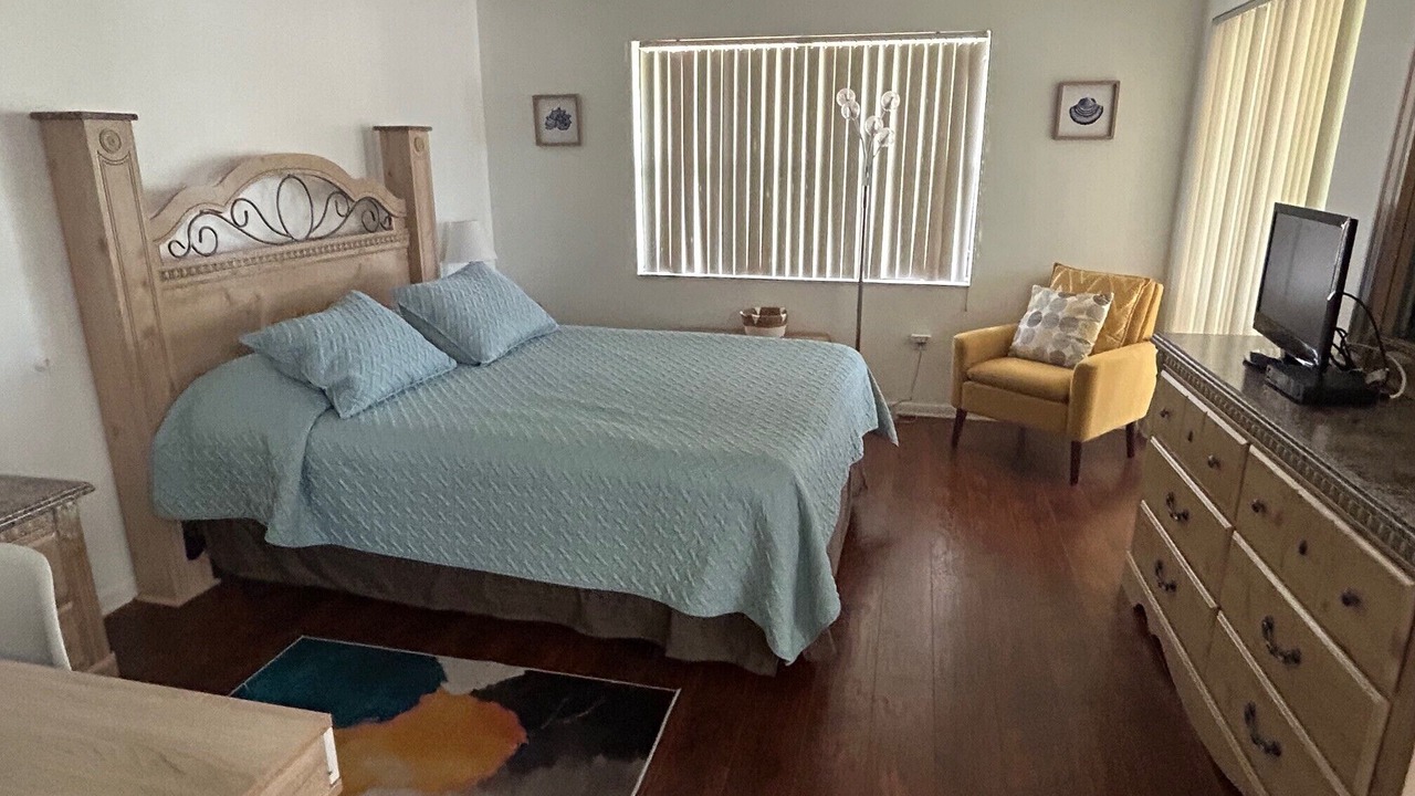 Photo of Bedroom in South Bradenton