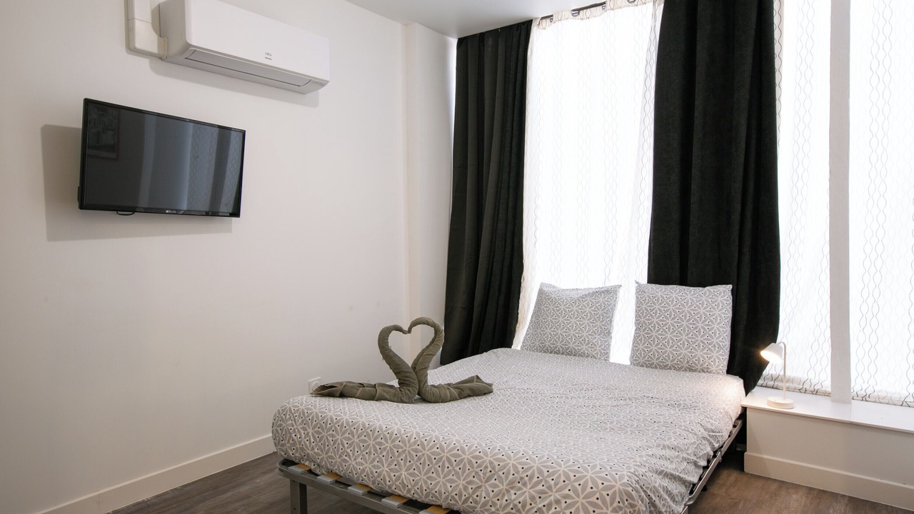Photo of Bedroom in Laval