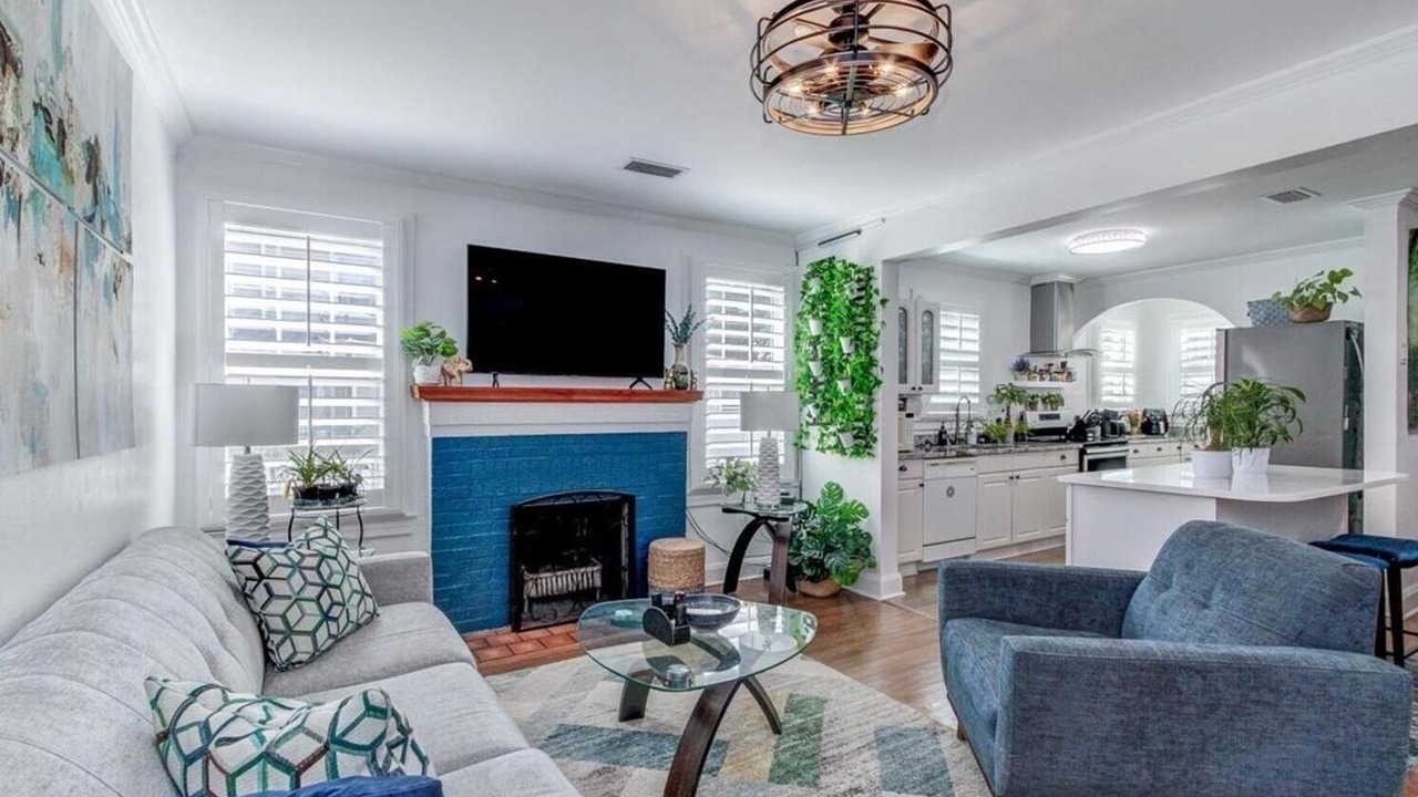 Photo of Livingroom in Fairfax