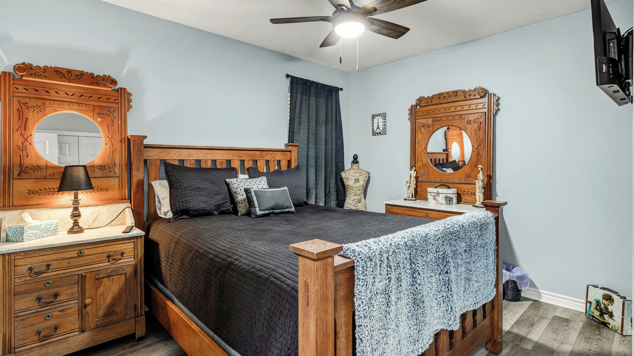 Photo of Bedroom in College Station