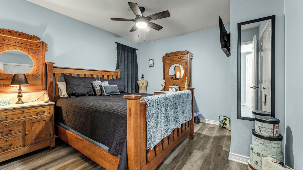 Photo of Bedroom in College Station