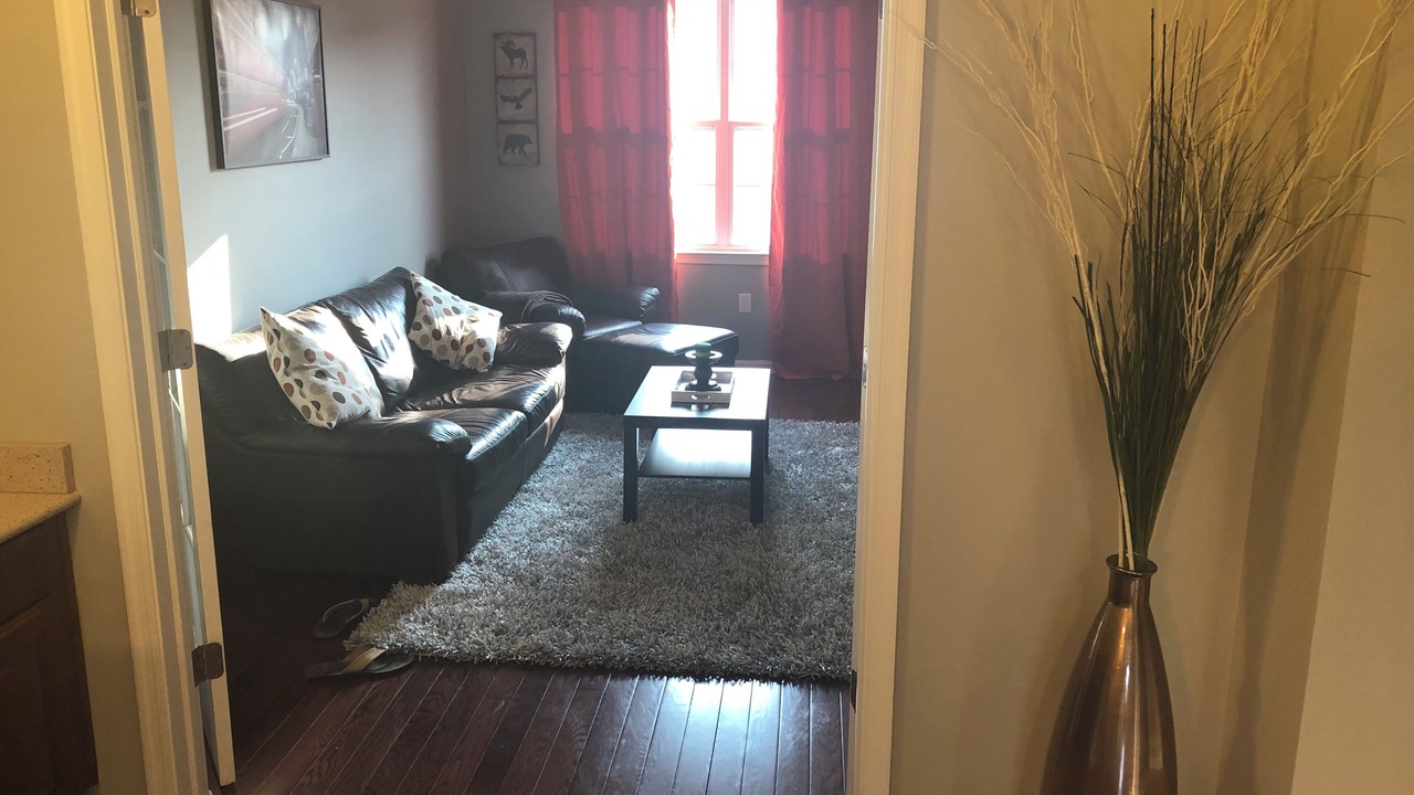 Photo of Livingroom in Belleville