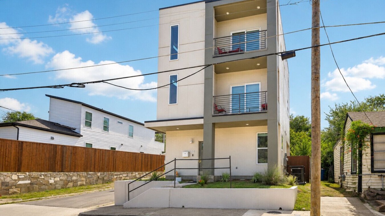 Photo of Outdoor in Cedar Crest