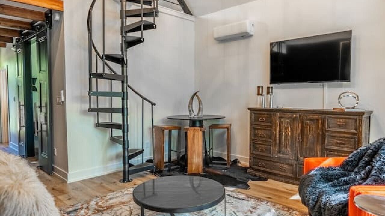 Photo of Livingroom in Bullard
