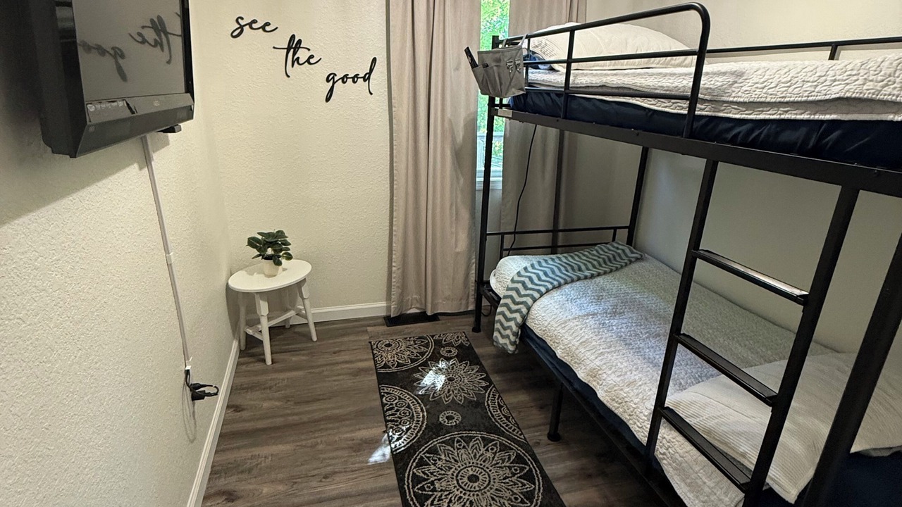 Photo of Bedroom in Van Buren