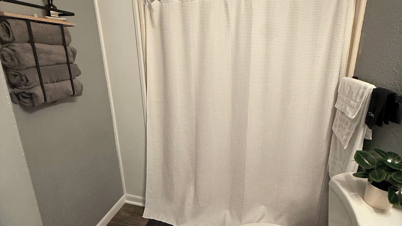 Photo of Bathroom in Van Buren