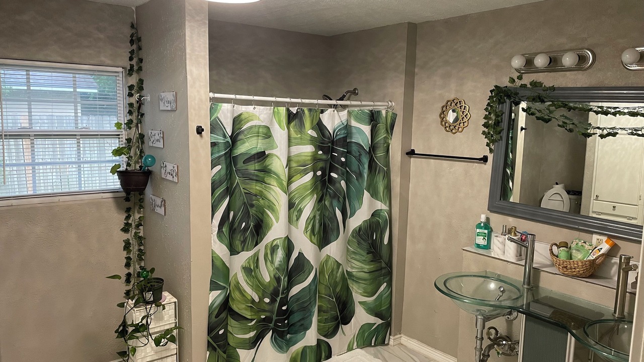 Photo of Bathroom in Woodward