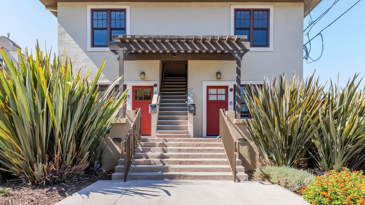 Photo of Outdoor in Downtown North