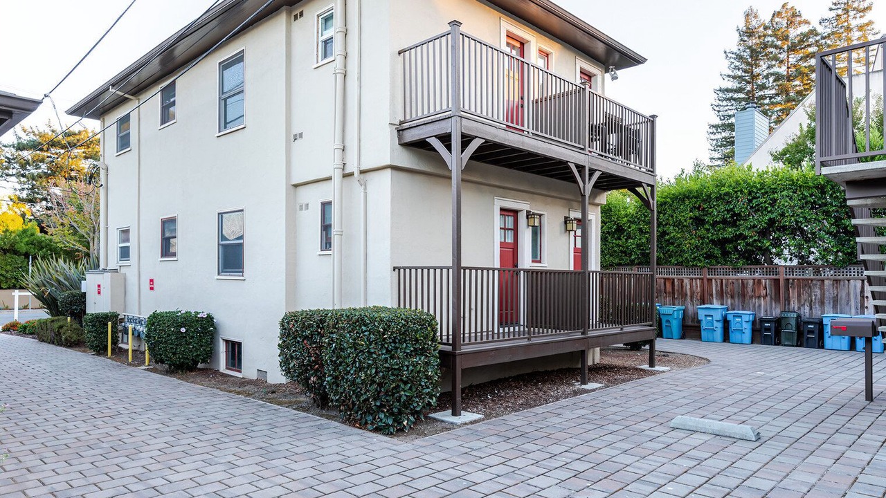 Photo of Outdoor in Downtown North