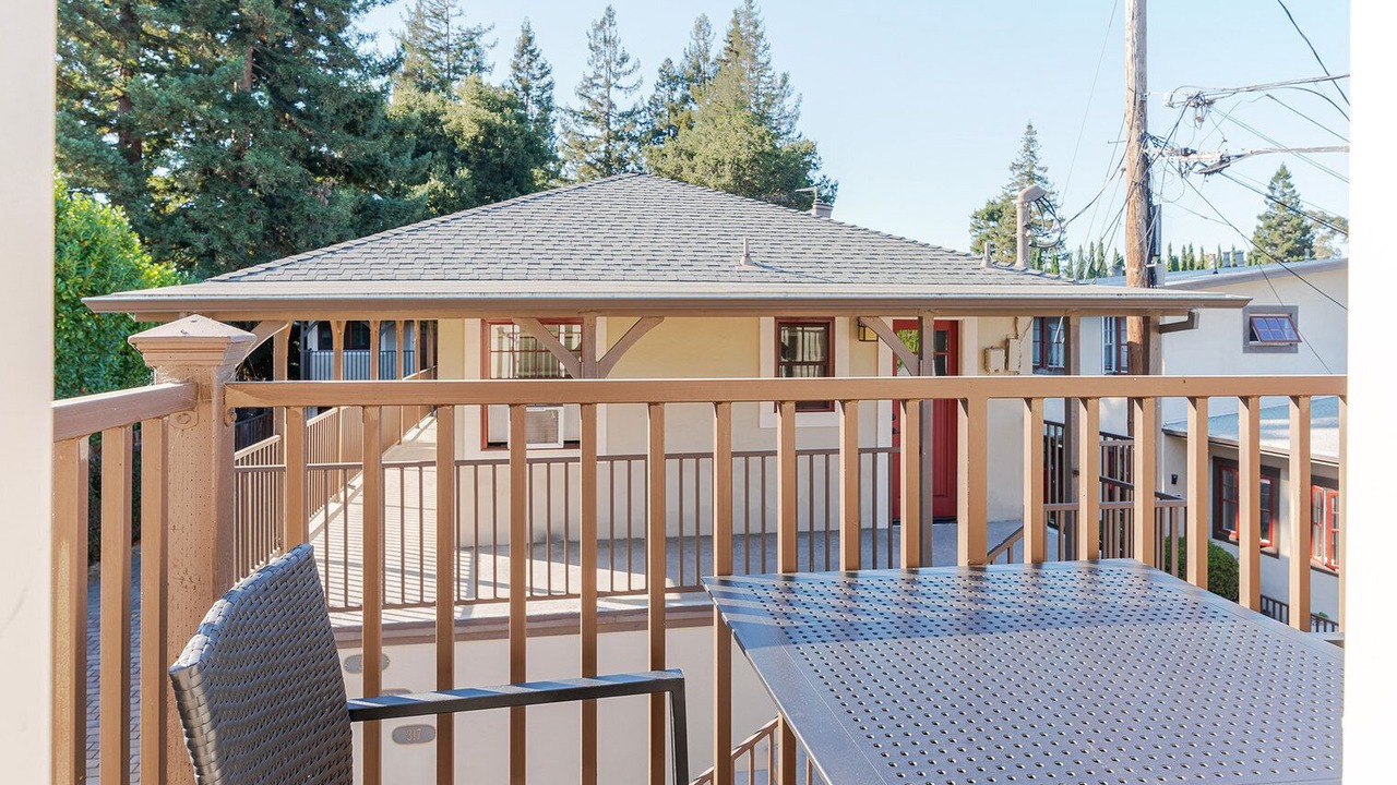 Photo of Outdoor in Downtown North