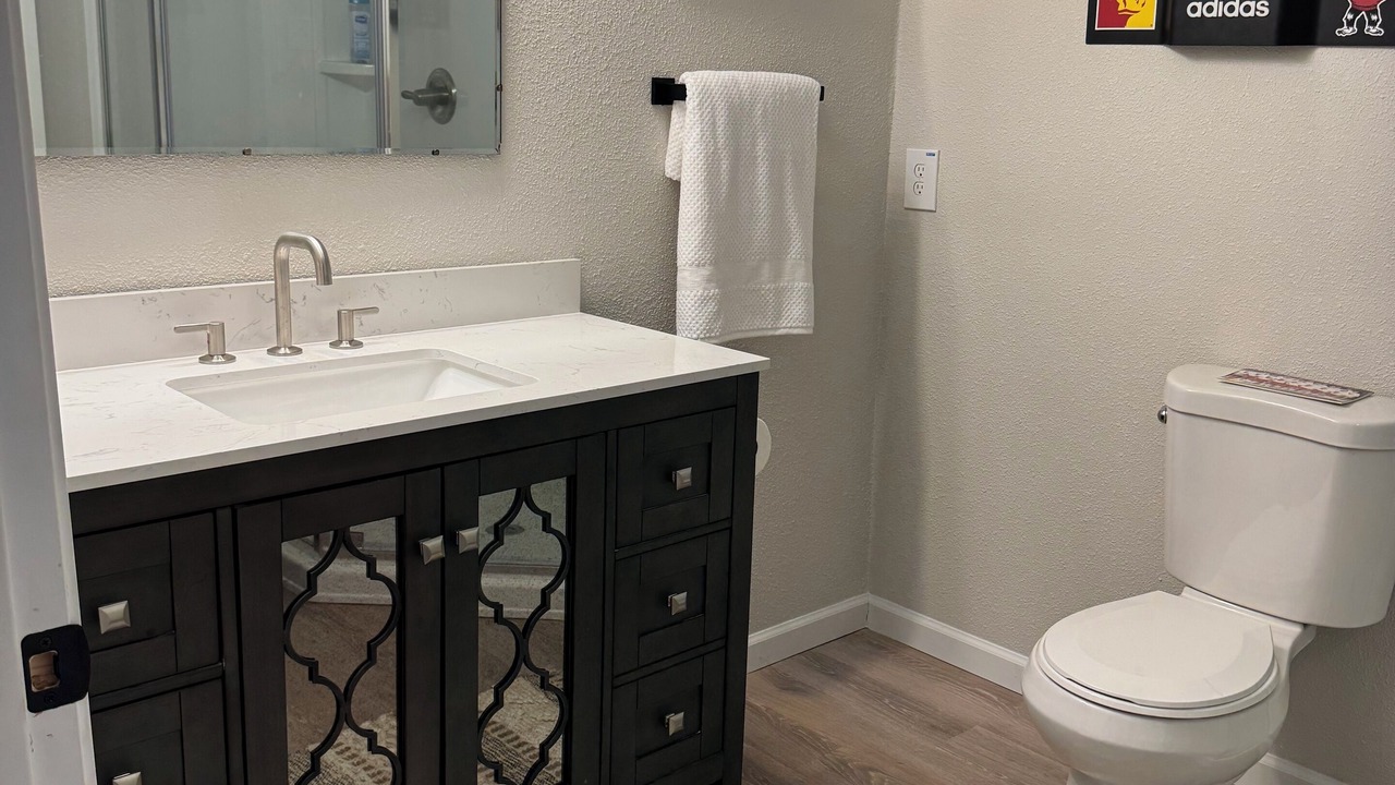 Photo of Bathroom in Pittsburg