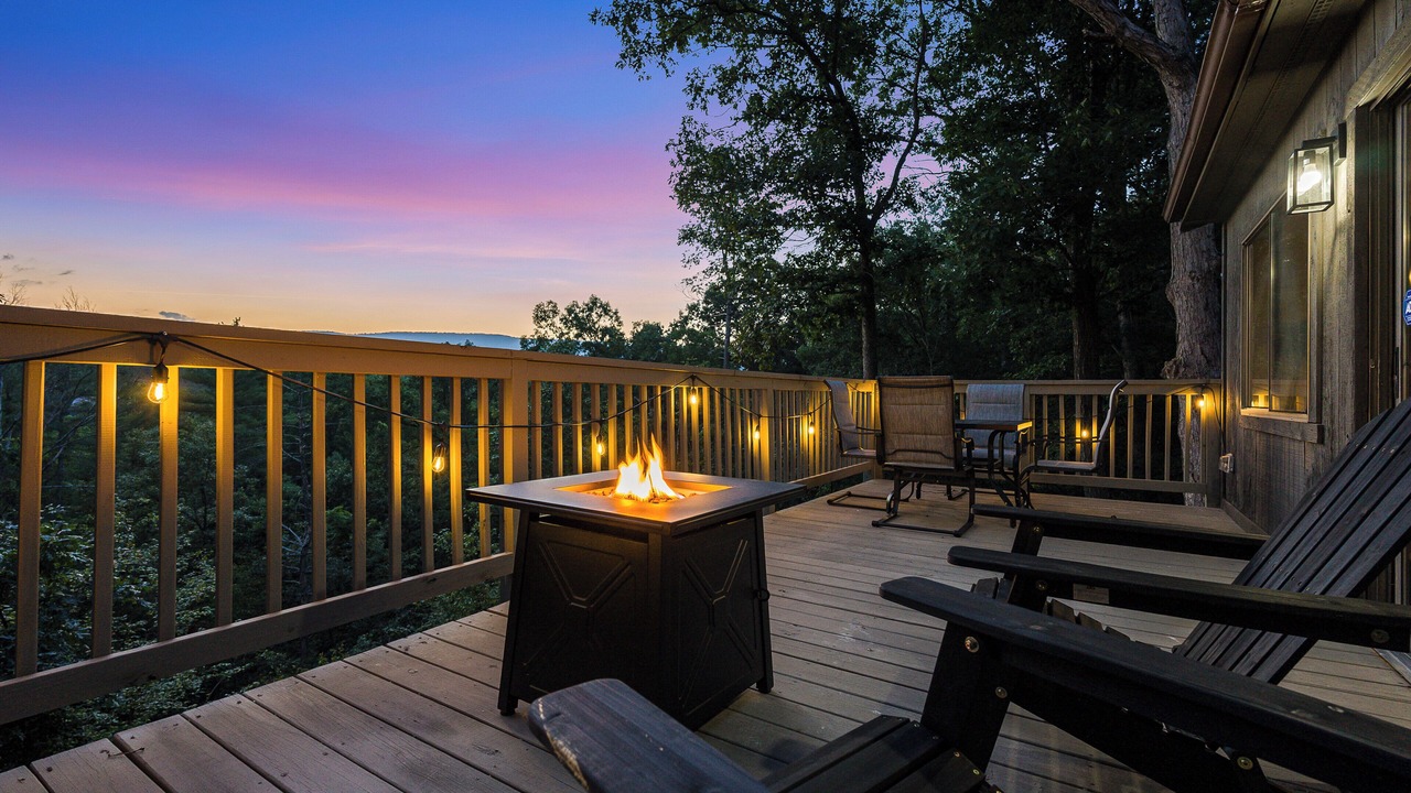 Photo of Patio Balcony in Broadway